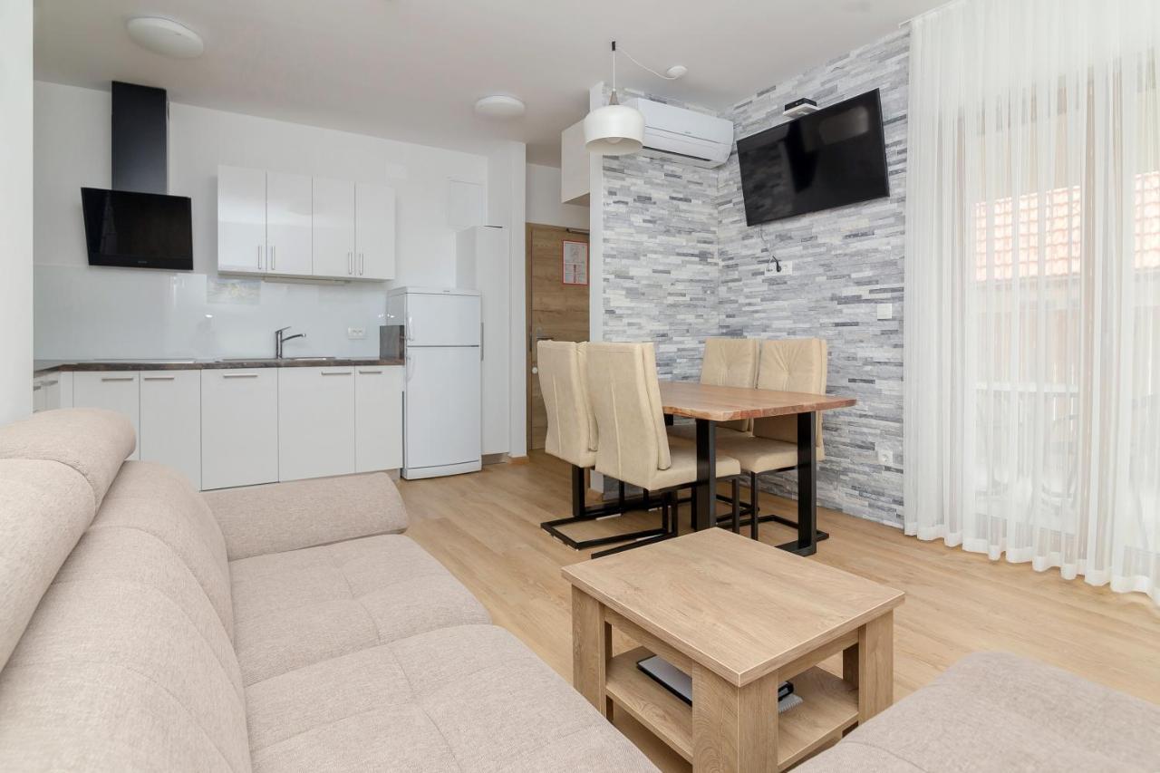 Vila Vita Apartments كْرانْيِسكا غورا المظهر الخارجي الصورة