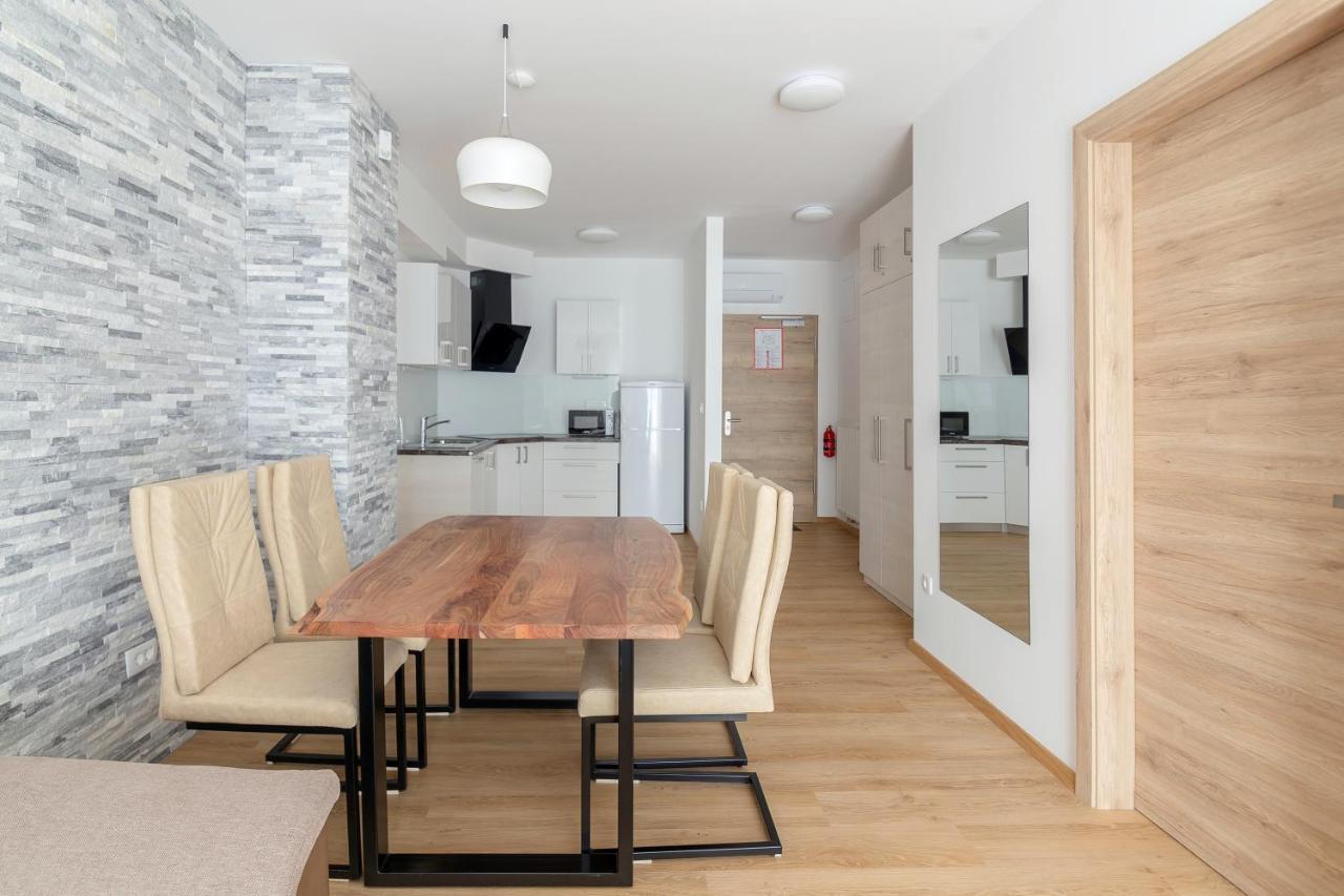 Vila Vita Apartments كْرانْيِسكا غورا المظهر الخارجي الصورة